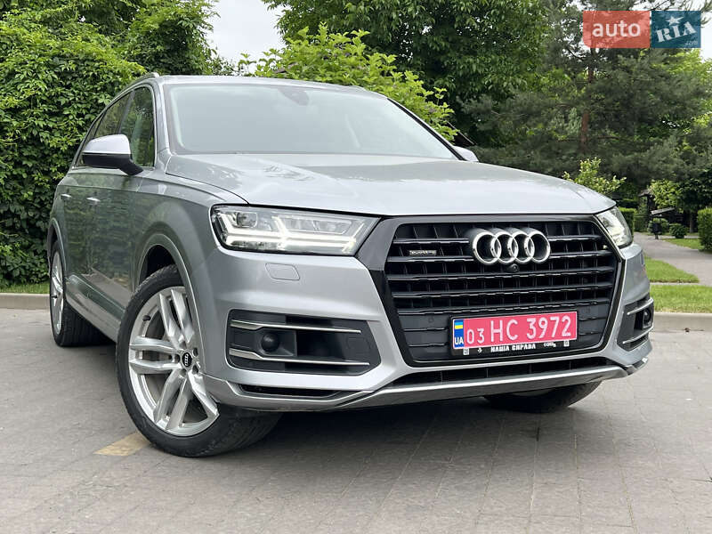 Позашляховик / Кросовер Audi Q7 2018 в Івано-Франківську