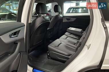 Внедорожник / Кроссовер Audi Q7 2025 в 