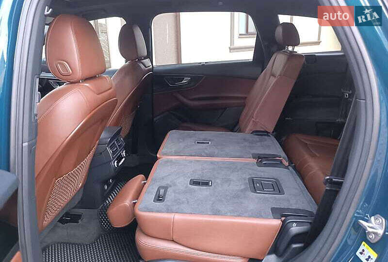 Позашляховик / Кросовер Audi Q7 2018 в Вінниці