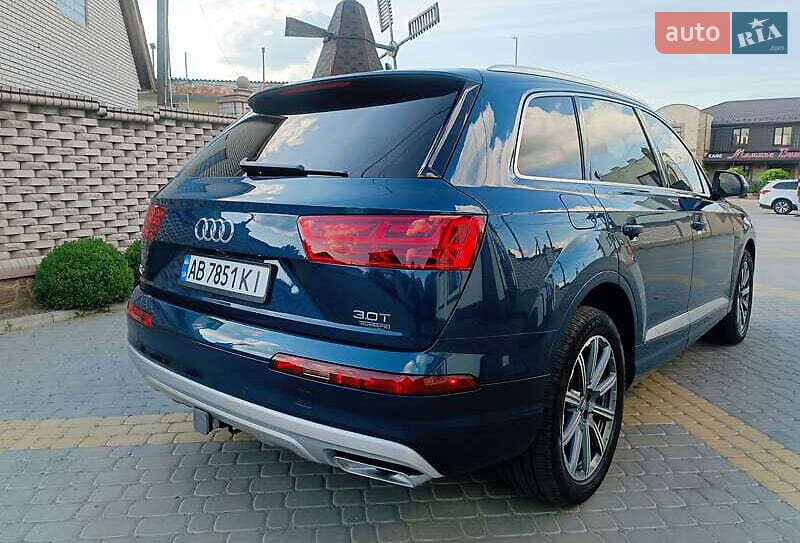 Позашляховик / Кросовер Audi Q7 2018 в Вінниці