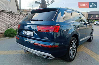 Внедорожник / Кроссовер Audi Q7 2018 в 