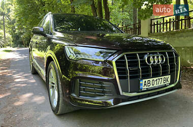 Внедорожник / Кроссовер Audi Q7 2020 в 
