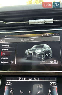 Внедорожник / Кроссовер Audi Q7 2020 в 
