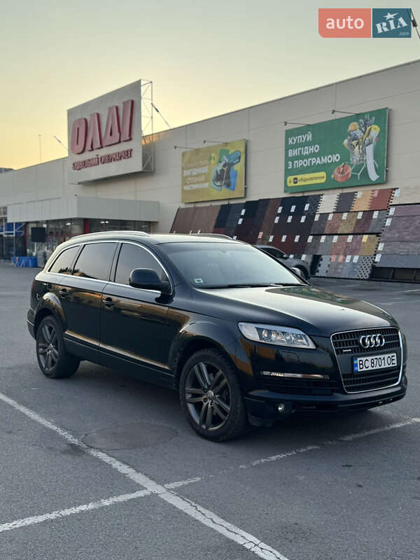 Внедорожник / Кроссовер Audi Q7 2006 в 
