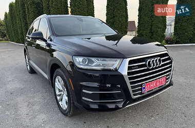 Внедорожник / Кроссовер Audi Q7 2019 в 