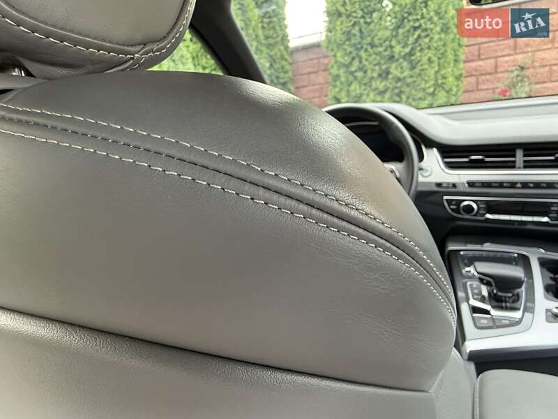 Внедорожник / Кроссовер Audi Q7 2017 в Ровно фото 75 Внедорожник / Кроссовер Audi Q7 2017 в Ровно