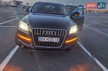 Позашляховик / Кросовер Audi Q7 2013 в 