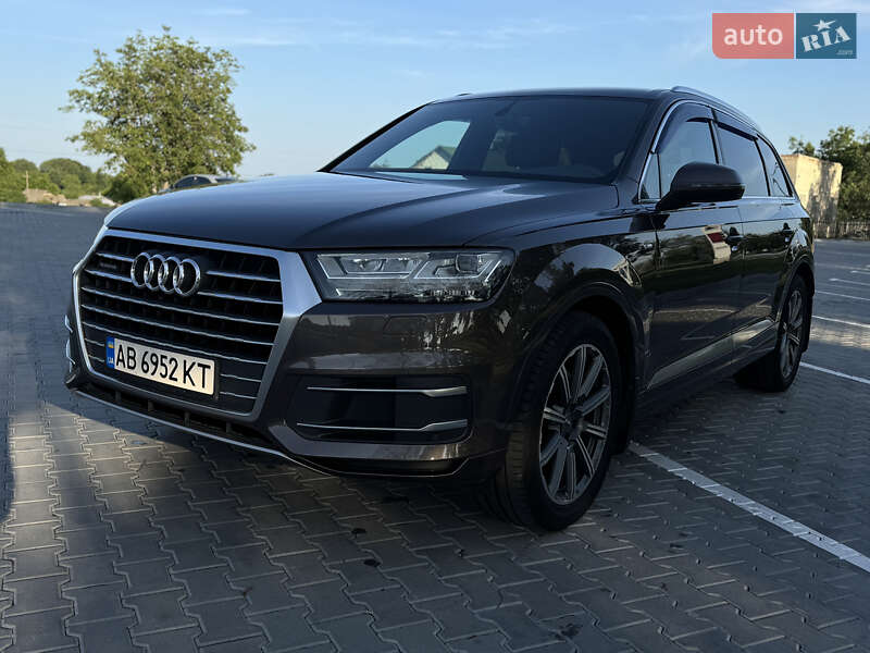 Позашляховик / Кросовер Audi Q7 2018 в Тульчині