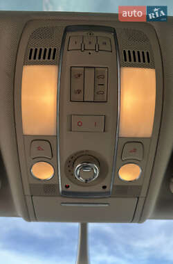 Внедорожник / Кроссовер Audi Q7 2013 в 