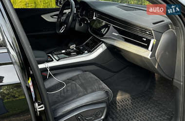 Внедорожник / Кроссовер Audi Q7 2021 в 