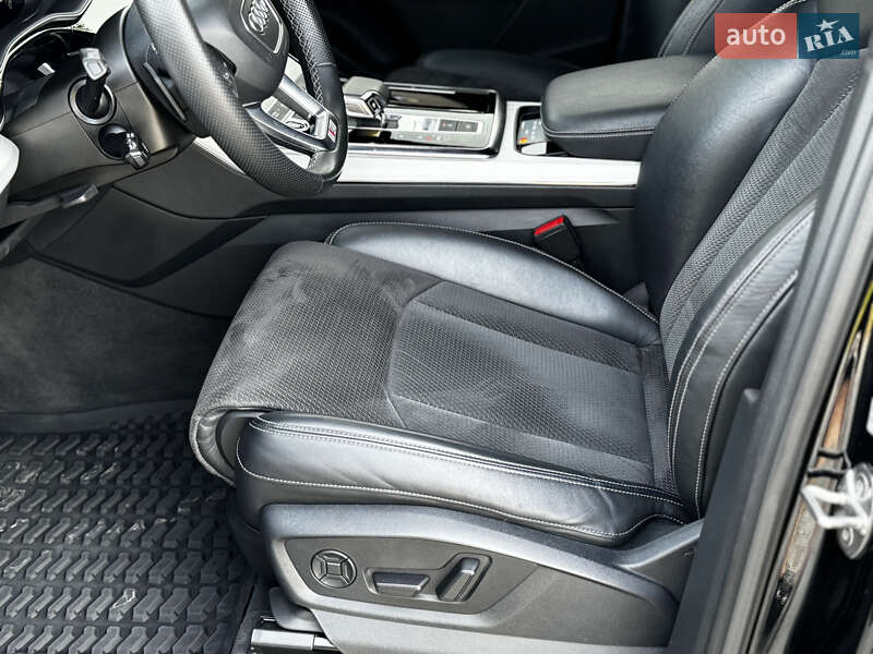 Позашляховик / Кросовер Audi Q7 2021 в Тернополі