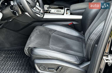 Внедорожник / Кроссовер Audi Q7 2021 в 