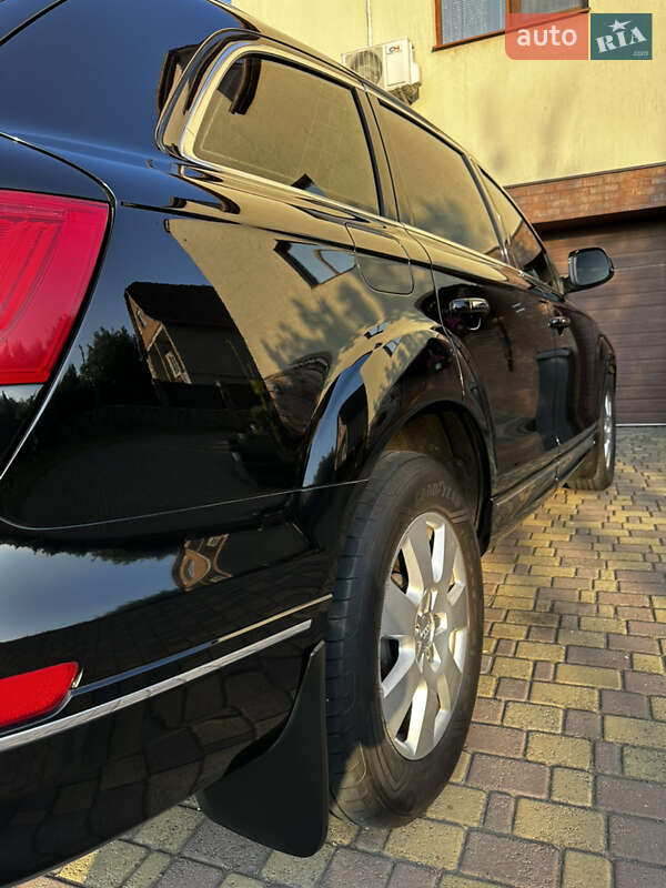 Позашляховик / Кросовер Audi Q7 2015 в Умані