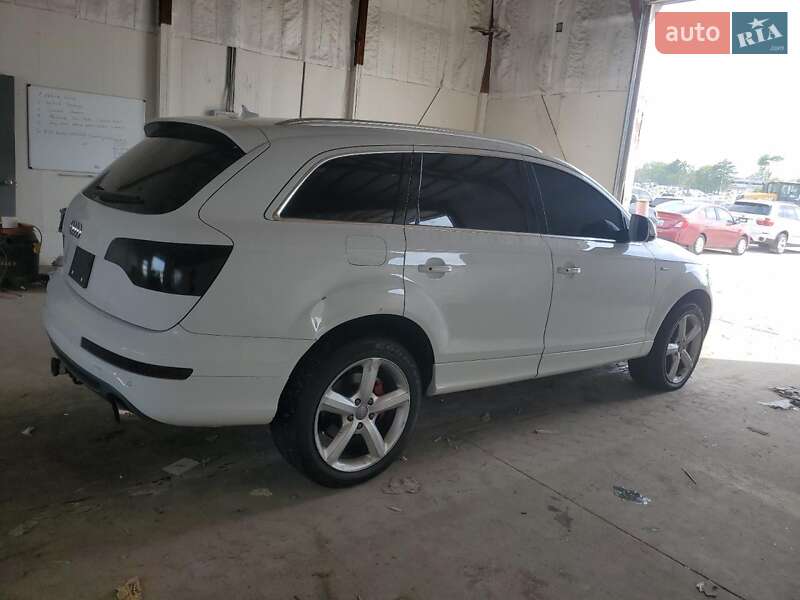 Позашляховик / Кросовер Audi Q7 2014 в Вінниці