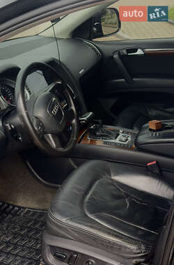 Внедорожник / Кроссовер Audi Q7 2007 в 