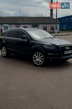 Внедорожник / Кроссовер Audi Q7 2007 в 