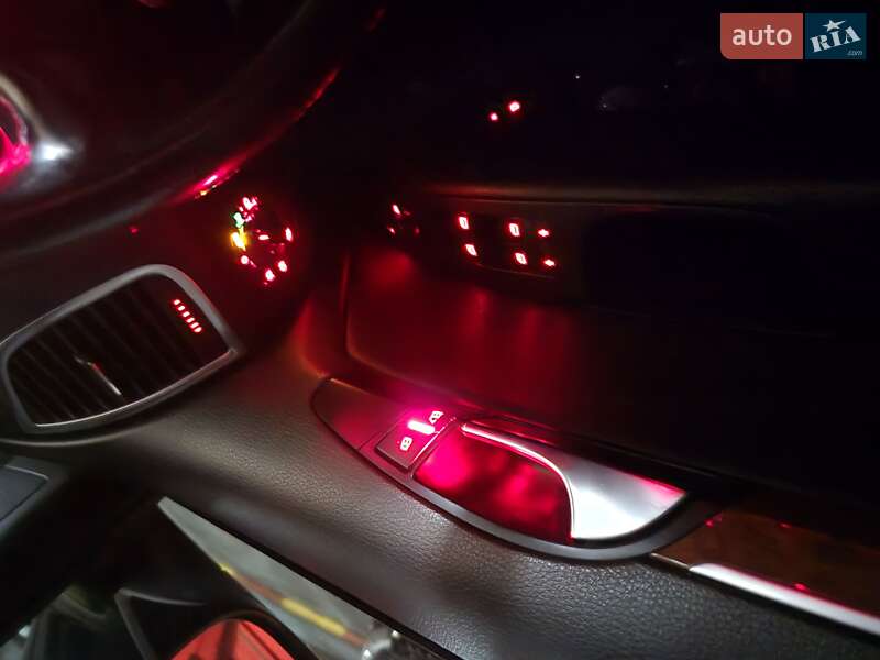 Внедорожник / Кроссовер Audi Q7 2007 в Киеве