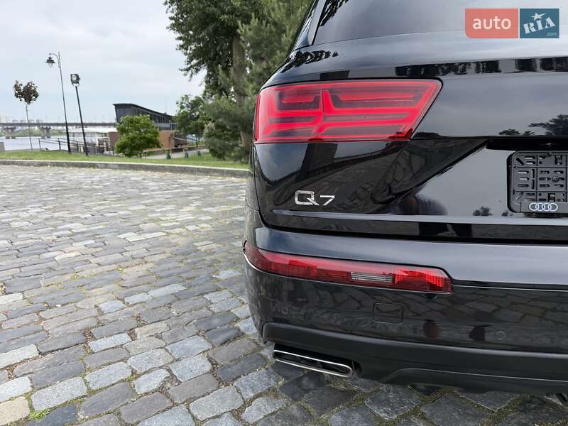 Внедорожник / Кроссовер Audi Q7 2016 в Киеве фото 61 Внедорожник / Кроссовер Audi Q7 2016 в Киеве