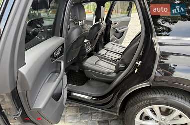 Позашляховик / Кросовер Audi Q7 2016 в 