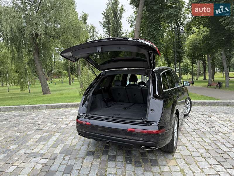 Внедорожник / Кроссовер Audi Q7 2016 в Киеве фото 121 Внедорожник / Кроссовер Audi Q7 2016 в Киеве
