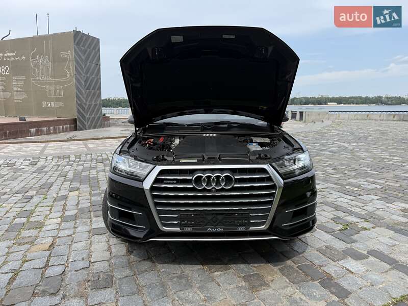 Внедорожник / Кроссовер Audi Q7 2016 в Киеве фото 129 Внедорожник / Кроссовер Audi Q7 2016 в Киеве