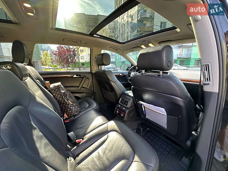 Позашляховик / Кросовер Audi Q7 2014 в Львові
