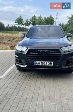 Внедорожник / Кроссовер Audi Q7 2019 в 