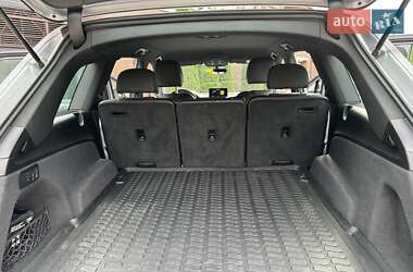 Внедорожник / Кроссовер Audi Q7 2016 в 