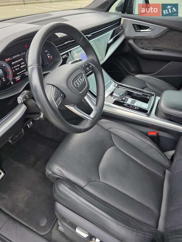 Внедорожник / Кроссовер Audi Q7 2020 в Луцке