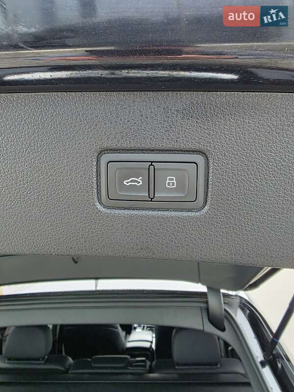 Внедорожник / Кроссовер Audi Q7 2020 в Луцке