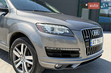 Внедорожник / Кроссовер Audi Q7 2012 в 