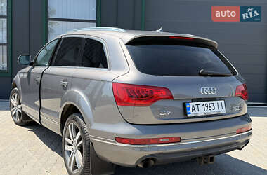 Внедорожник / Кроссовер Audi Q7 2012 в 