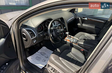 Внедорожник / Кроссовер Audi Q7 2012 в 