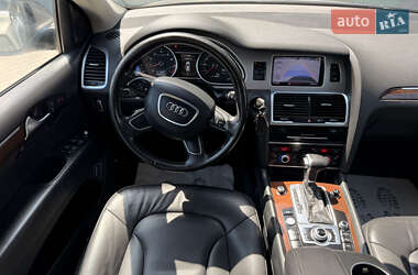 Внедорожник / Кроссовер Audi Q7 2012 в 