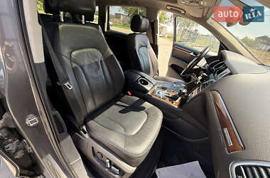Внедорожник / Кроссовер Audi Q7 2012 в 