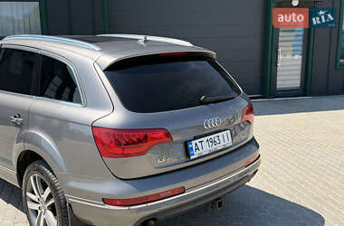 Внедорожник / Кроссовер Audi Q7 2012 в 