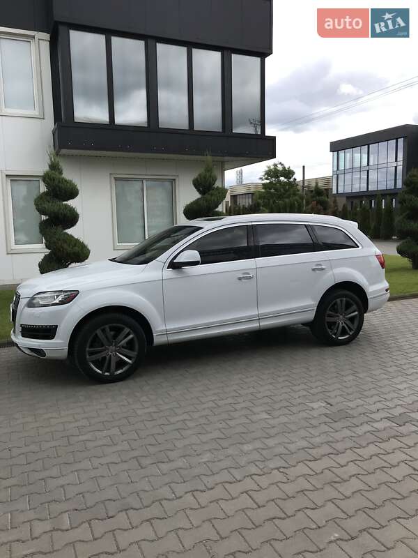 Позашляховик / Кросовер Audi Q7 2012 в Києві