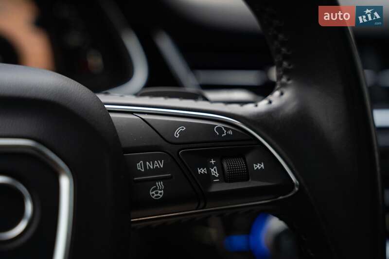 Внедорожник / Кроссовер Audi Q7 2017 в Черновцах