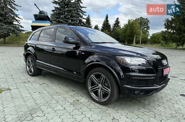Внедорожник / Кроссовер Audi Q7 2014 в 