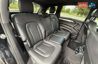 Внедорожник / Кроссовер Audi Q7 2014 в 