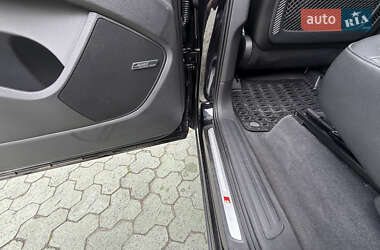 Внедорожник / Кроссовер Audi Q7 2014 в 