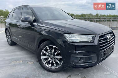 Внедорожник / Кроссовер Audi Q7 2019 в 