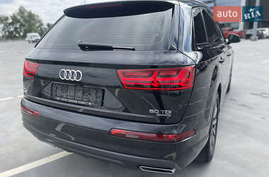 Внедорожник / Кроссовер Audi Q7 2019 в 