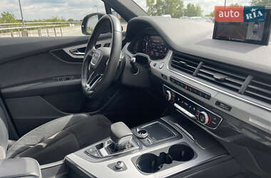 Внедорожник / Кроссовер Audi Q7 2019 в 