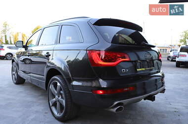 Внедорожник / Кроссовер Audi Q7 2014 в 