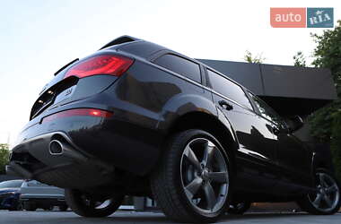 Внедорожник / Кроссовер Audi Q7 2014 в 