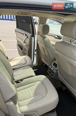 Внедорожник / Кроссовер Audi Q7 2010 в 