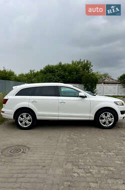 Внедорожник / Кроссовер Audi Q7 2010 в 