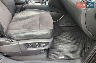 Позашляховик / Кросовер Audi Q7 2011 в 