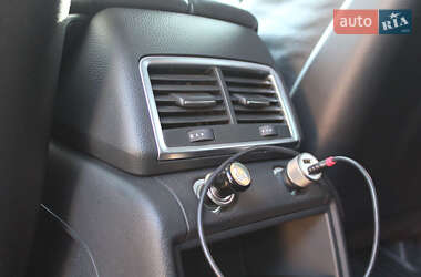 Позашляховик / Кросовер Audi Q7 2011 в 